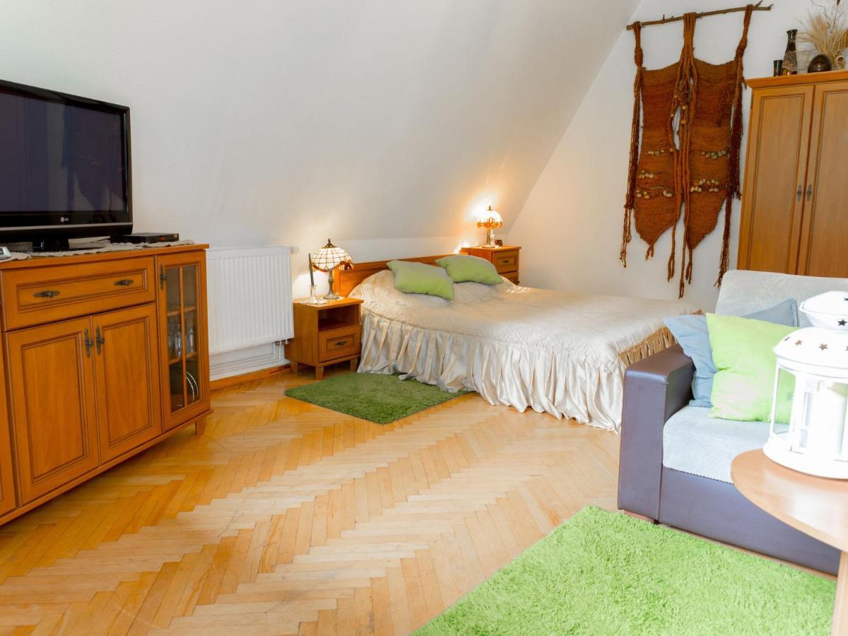 Lovely Apartment In Rusko With Pool Garden ดาร์โวโว ภายนอก รูปภาพ
